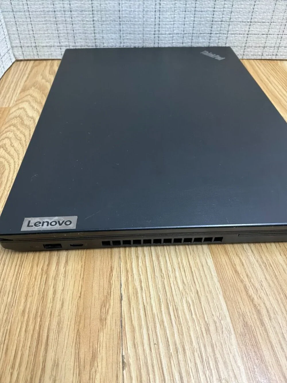 Lenovo ThinkPad T15p Gen 1 15.6